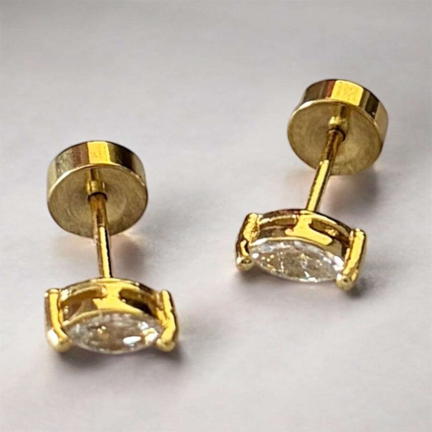 Oval Gem Studs (Gold)